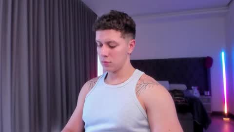 Snapshot of astonhills chatting on 24, 9, 2025 astonhills online show from 24, 9, 2025