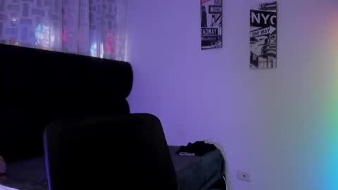 Snapshot of astonhills chatting on 9, 10, 2025 astonhills online show from 9, 10, 2025