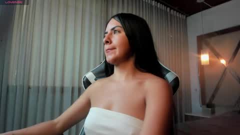 Astra Glows Cam online show from 7, 4, 2026