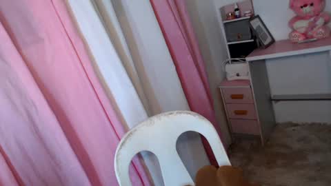 Anna online show from 8, 7, 2026