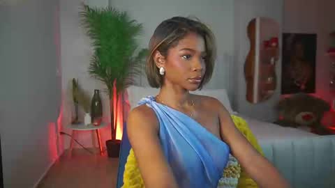 Snapshot of astrea_1 chatting on 24, 9, 2025 Astrea online show from 24, 9, 2025