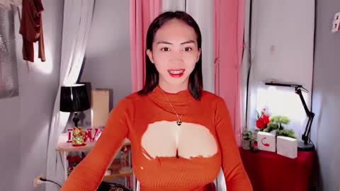 Snapshot of astrid_khalifa chatting on 4, 1, 2025 Astrid online show from 4, 1, 2025