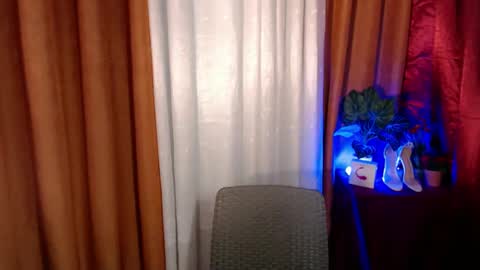 Snapshot of astrid_khalifa chatting on 27, 2, 2025 Astrid online show from 27, 2, 2025