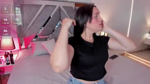 Astrid  online show from 4, 8, 2026