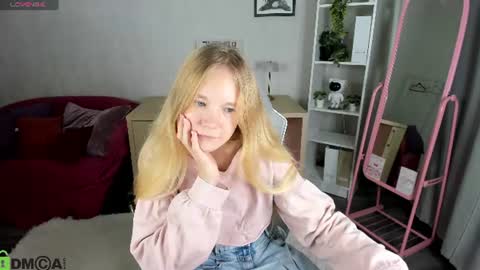 Snapshot of asya_almost chatting on 13, 6, 2026 Asya online show from 13, 6, 2026