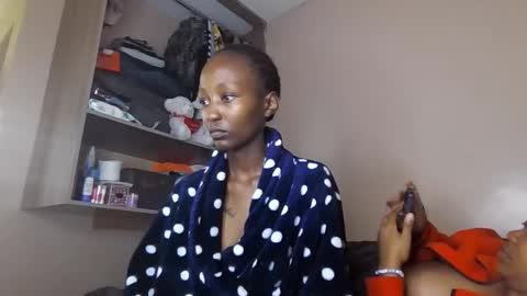 atara_seren online show from 1, 5, 2026