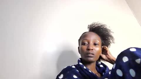atara_seren online show from 4, 5, 2026