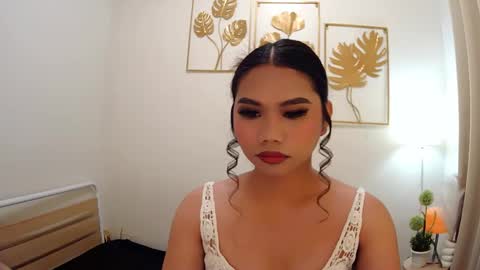 atashakendall online show from 20, 4, 2026