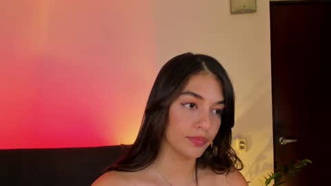 atena676 online show from 10, 3, 2025