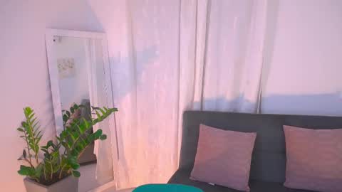 atena676 online show from 1, 10, 2025