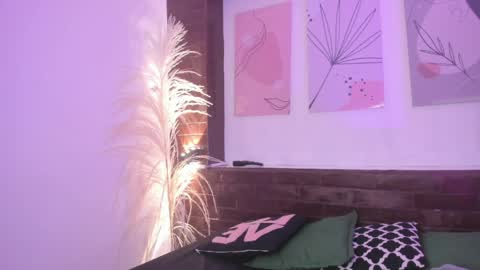 Snapshot of atenajb chatting on 19, 5, 2026 ATENA online show from 19, 5, 2026