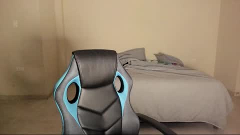 atenas online show from 17, 12, 2025