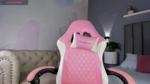 Atenea online show from 27, 11, 2025