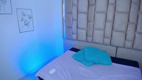 Snapshot of atenea_luxx chatting on 13, 1, 2026 atenea_luxx online show from 13, 1, 2026