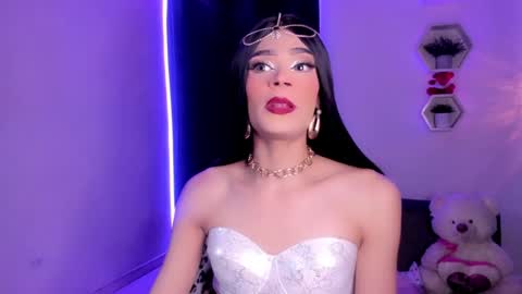 ateneataylor online show from 14, 9, 2025