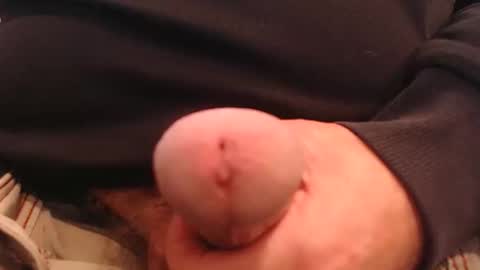 Snapshot of ateuout chatting on 12, 11, 2025 ateuout online show from 12, 11, 2025