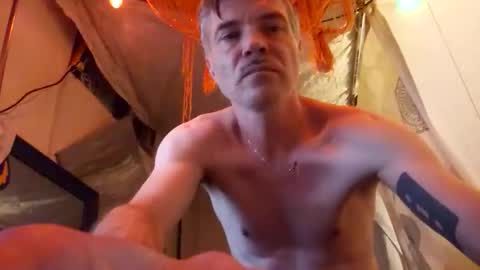 jonnyandrew online show from 10, 11, 2025