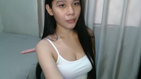 Snapshot of atheena_charm chatting on 6, 1, 2025 Athena online show from 6, 1, 2025