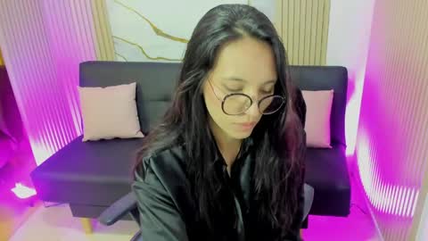 Atenea online show from 7, 6, 2026
