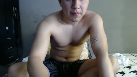 Snapshot of athleticboy2026 chatting on 4, 12, 2025 Robin online show from 4, 12, 2025