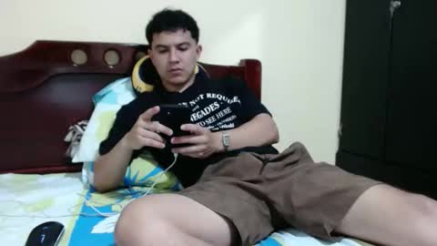 Robin online show from 11, 5, 2026