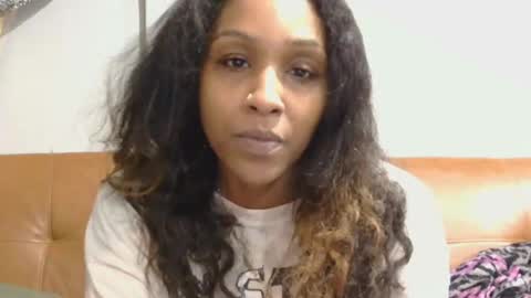 AtirahCali online show from 19, 9, 2025