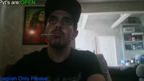Snapshot of atmorin01 chatting on 10, 4, 2026 Atmarin199 aka Dre online show from 10, 4, 2026