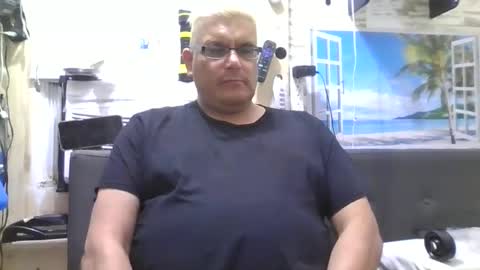 Snapshot of atr2424 chatting on 15, 12, 2024 A online show from 15, 12, 2024