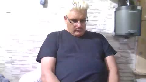 Snapshot of atr2424 chatting on 31, 1, 2025 A online show from 31, 1, 2025