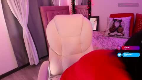 Snapshot of audredlovely chatting on 4, 12, 2025 Andrea online show from 4, 12, 2025
