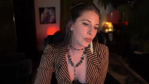 Audrey online show from 19, 4, 2026