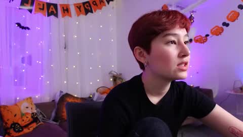 Audrey online show from 27, 10, 2025