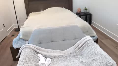 Miss Audrey online show from 20, 1, 2025