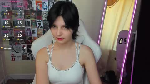 Snapshot of audreyykim chatting on 13, 9, 2025 Audrey online show from 13, 9, 2025