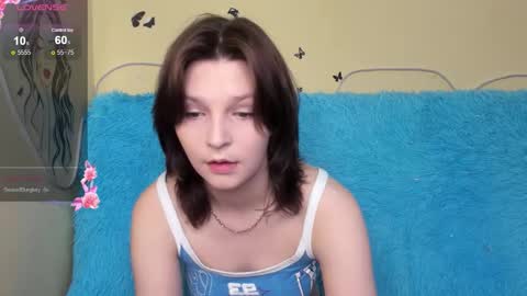 Snapshot of audreyykim chatting on 4, 3, 2026 Audrey online show from 4, 3, 2026