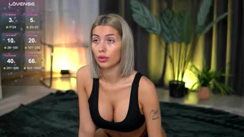 Isabella online show from 29, 10, 2025