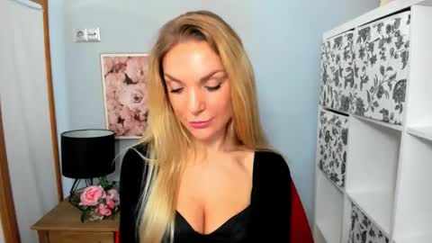 AulloraSensual online show from 13, 12, 2024