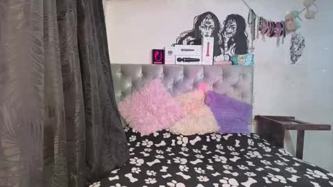 Snapshot of aurasensorial27 chatting on 19, 10, 2025 aurasensorial27 online show from 19, 10, 2025