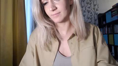 Aurelyie online show from 11, 12, 2024