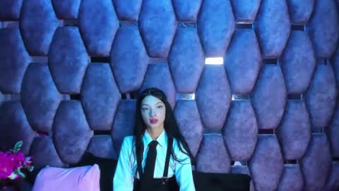 aurora online show from 19, 9, 2025