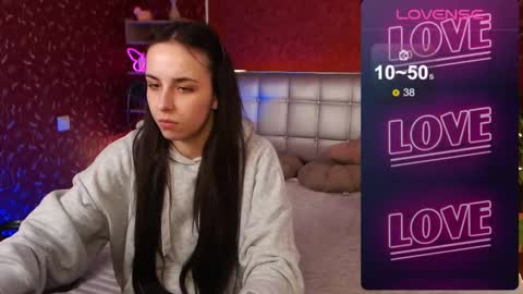 Snapshot of aurora_aksness chatting on 12, 2, 2025 Aurora online show from 12, 2, 2025