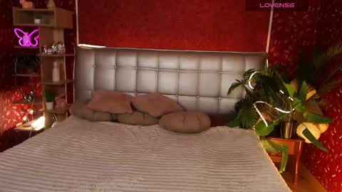 Snapshot of aurora_aksness chatting on 27, 2, 2025 Aurora online show from 27, 2, 2025