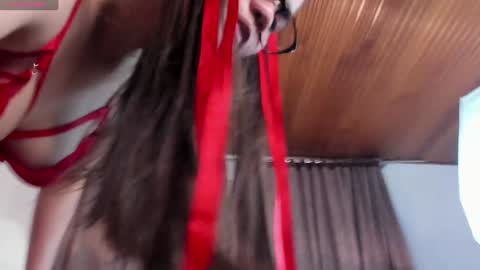 aurora_divine online show from 18, 12, 2024