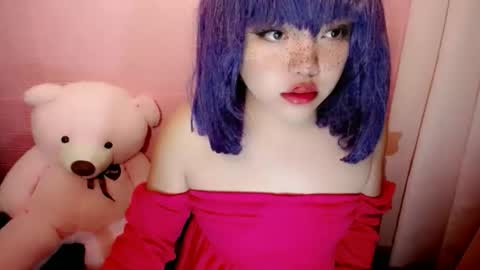 cute online show from 21, 12, 2025