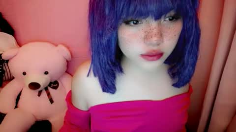 cute online show from 2, 2, 2026