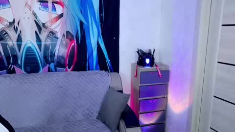 AURORA NATSUKI online show from 4, 10, 2025