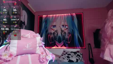 Snapshot of aurora_radiance chatting on 11, 9, 2025 Serena online show from 11, 9, 2025