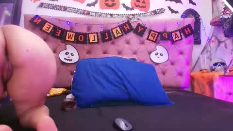 auroraa_miller online show from 25, 10, 2025