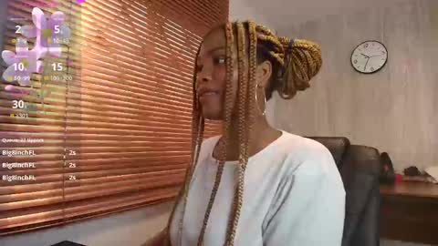 Snapshot of aurorabrow chatting on 12, 9, 2025 Ariana online show from 12, 9, 2025