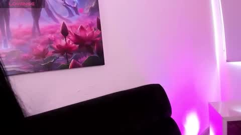 Aurora Diaz online show from 10, 9, 2025